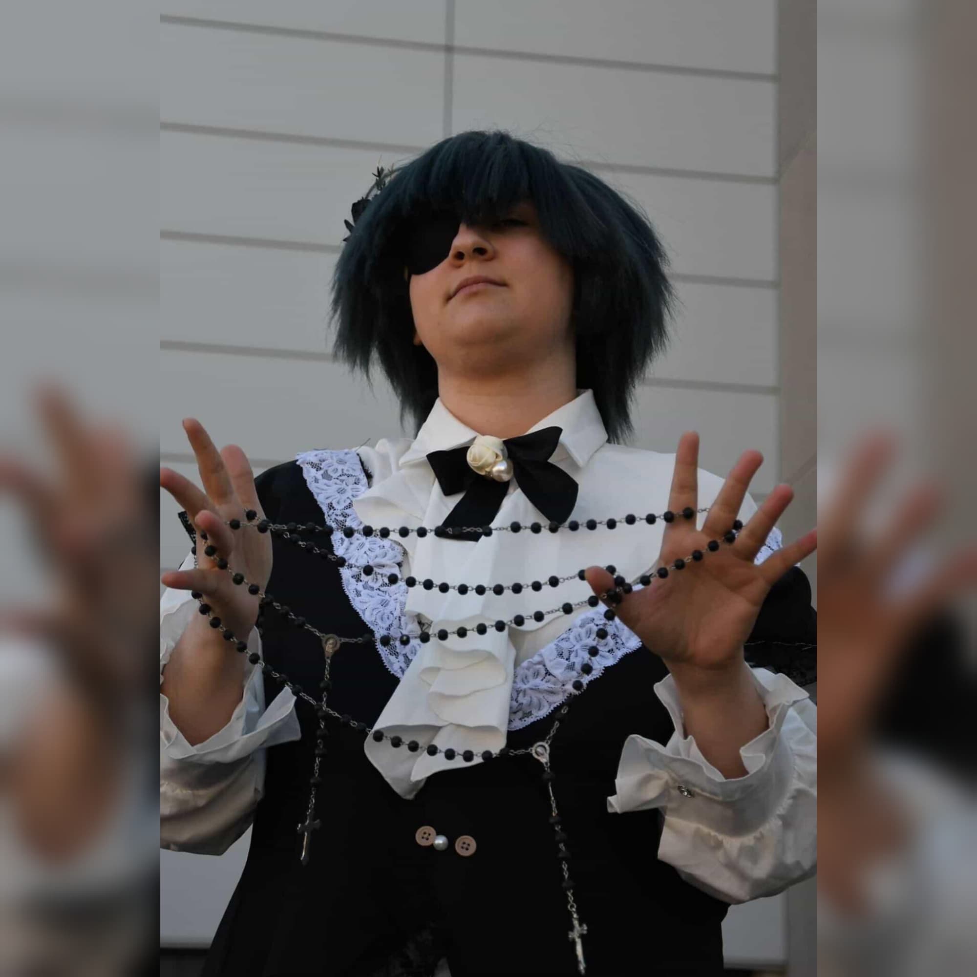Monochrome no kiss  - Black Butler cosplay photoshoot cover