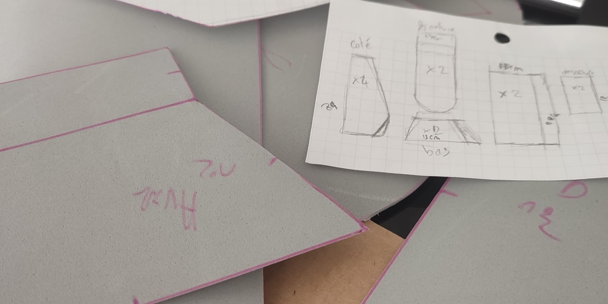 Patronage and foam accessories