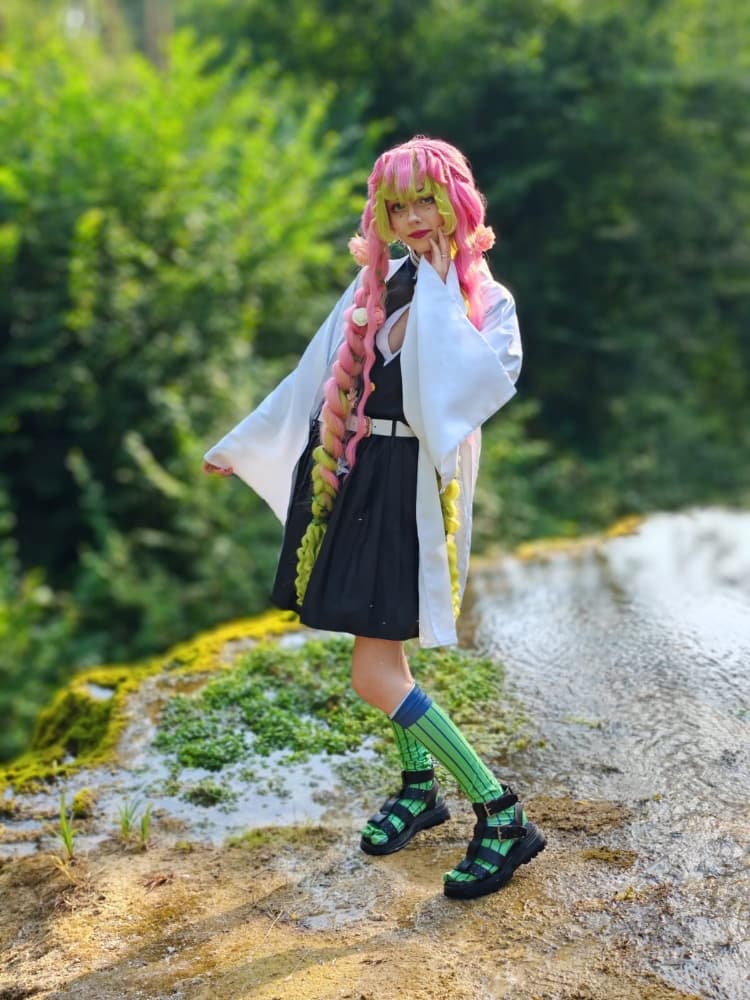 Mitsuri kanroji - Photo 8