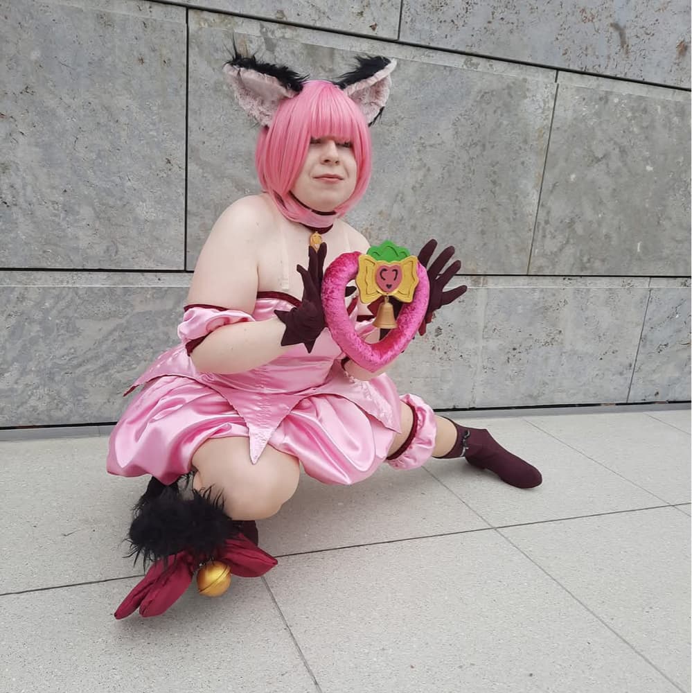 Mew Ichigo - Tokyo Mew Mew cosplay photoshoot cover