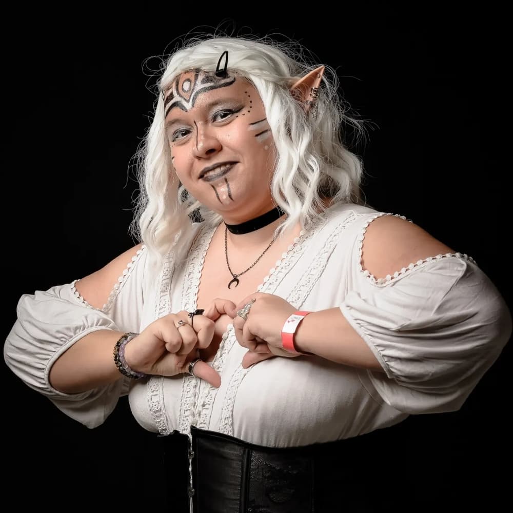 White eavy  cosplay photoshoot cover