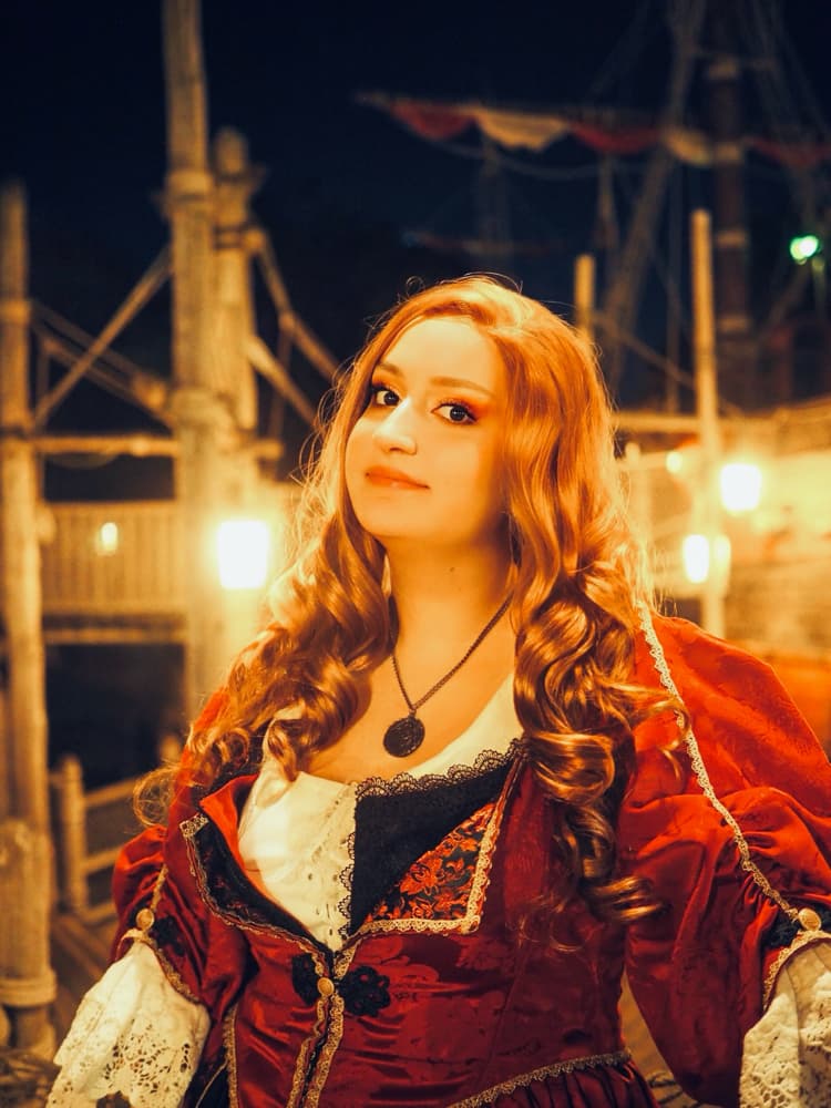 Elisabeth Swann - Photo 16