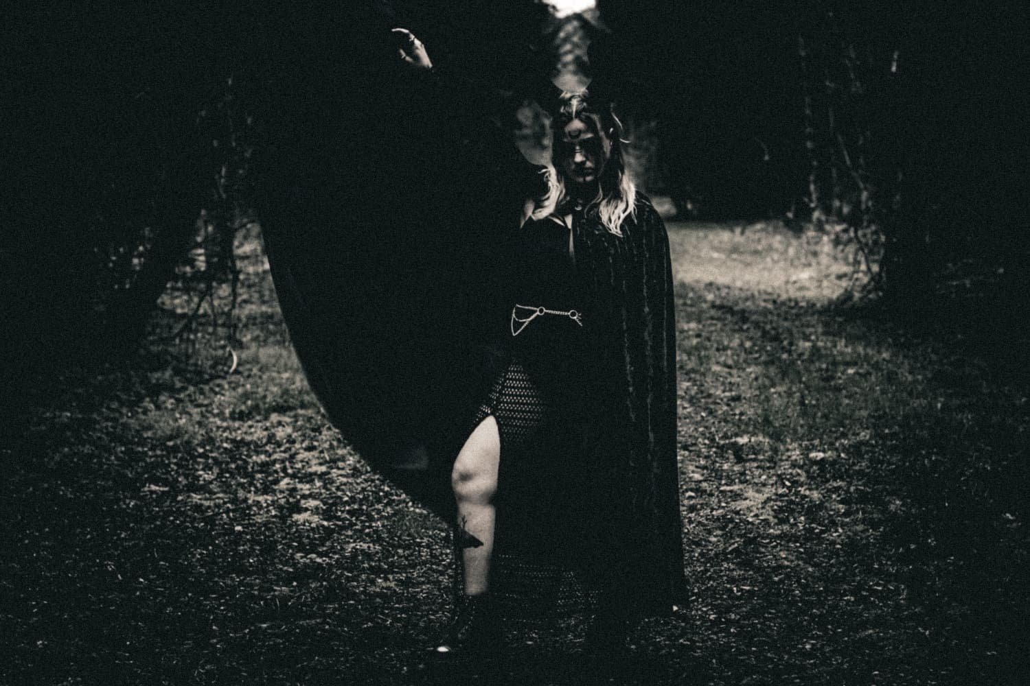 WITCH (V2) - Photo 5
