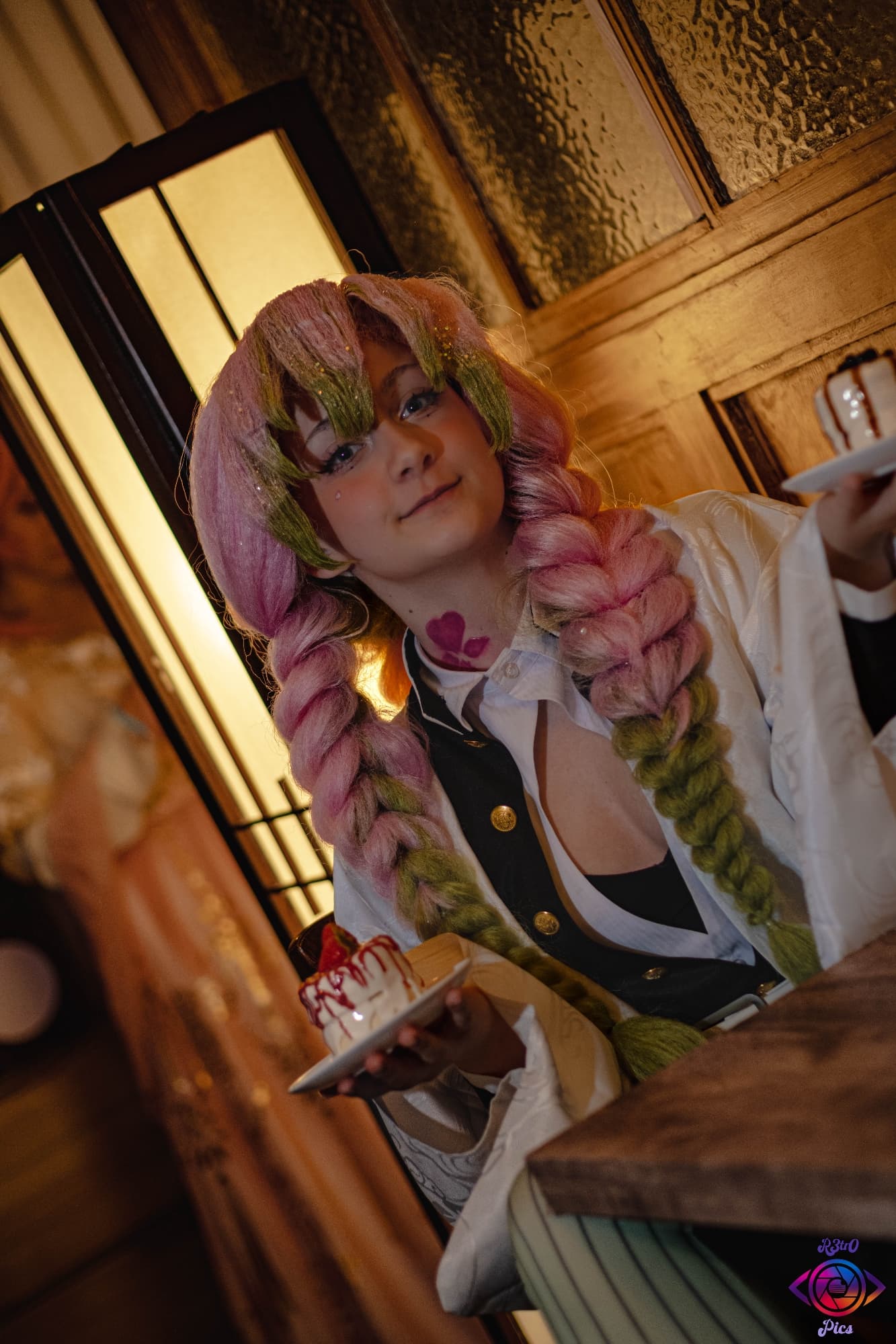 Mitsuri Kanroji - Photo 4