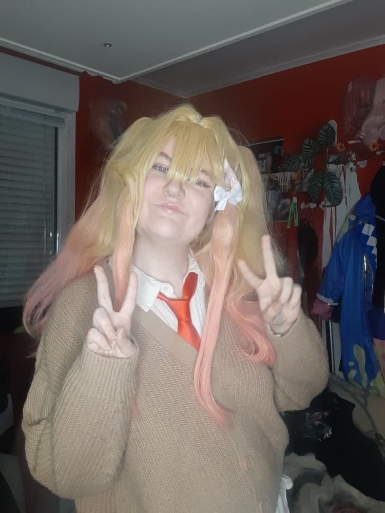 Saki Tenma - Photo 37