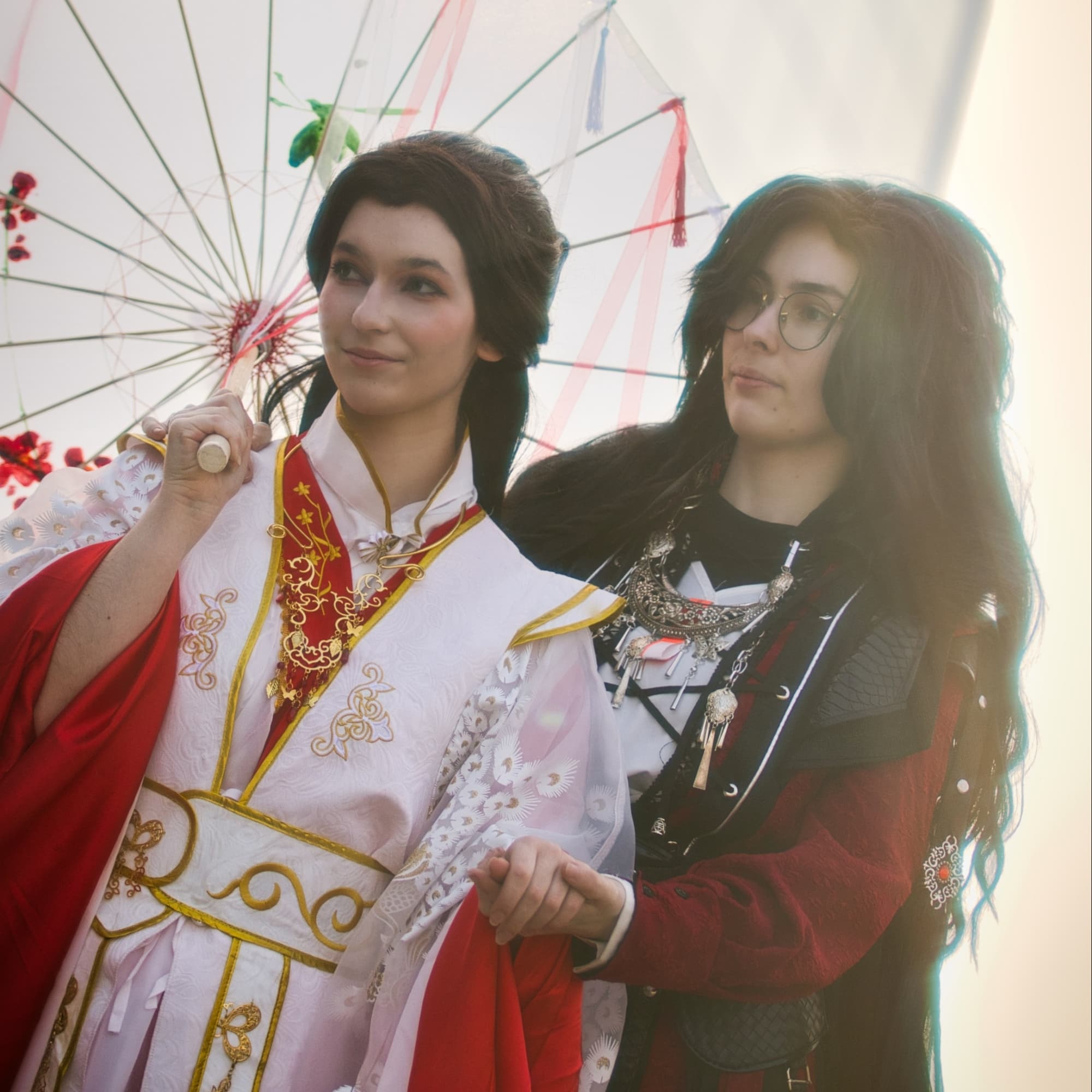 Xie Lian & Hua Cheng - Heaven Official's Blessing cosplay photoshoot cover