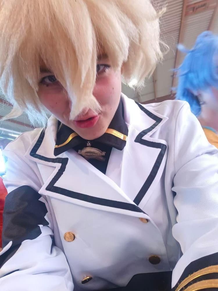 Mikaela Hyakuya - Photo 15