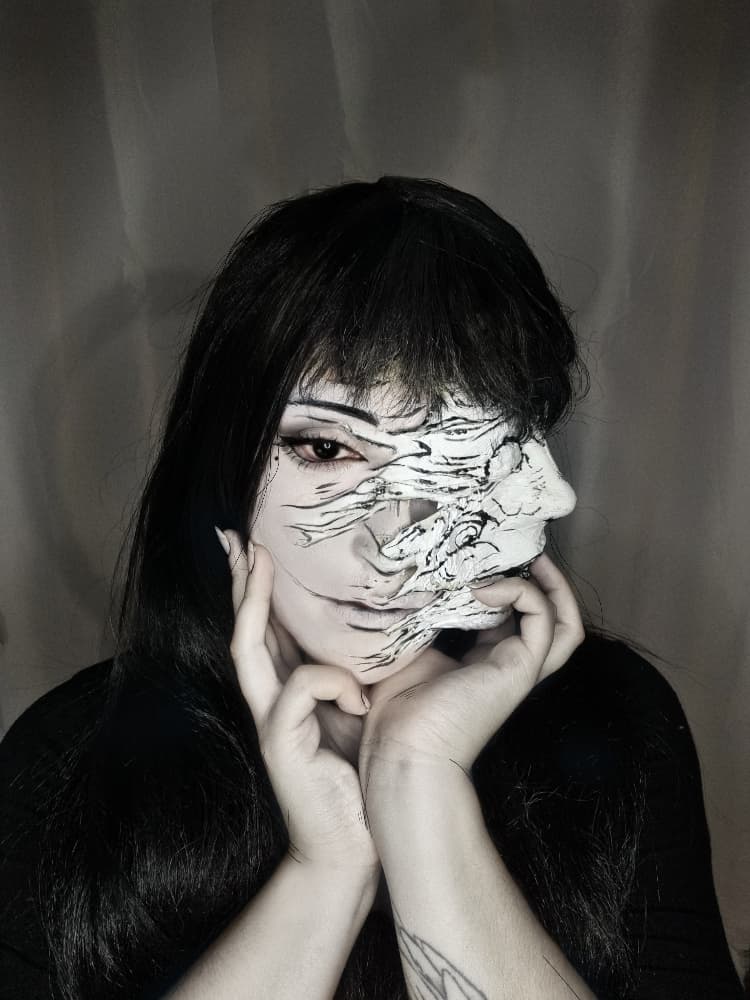 Tomie - Photo 1