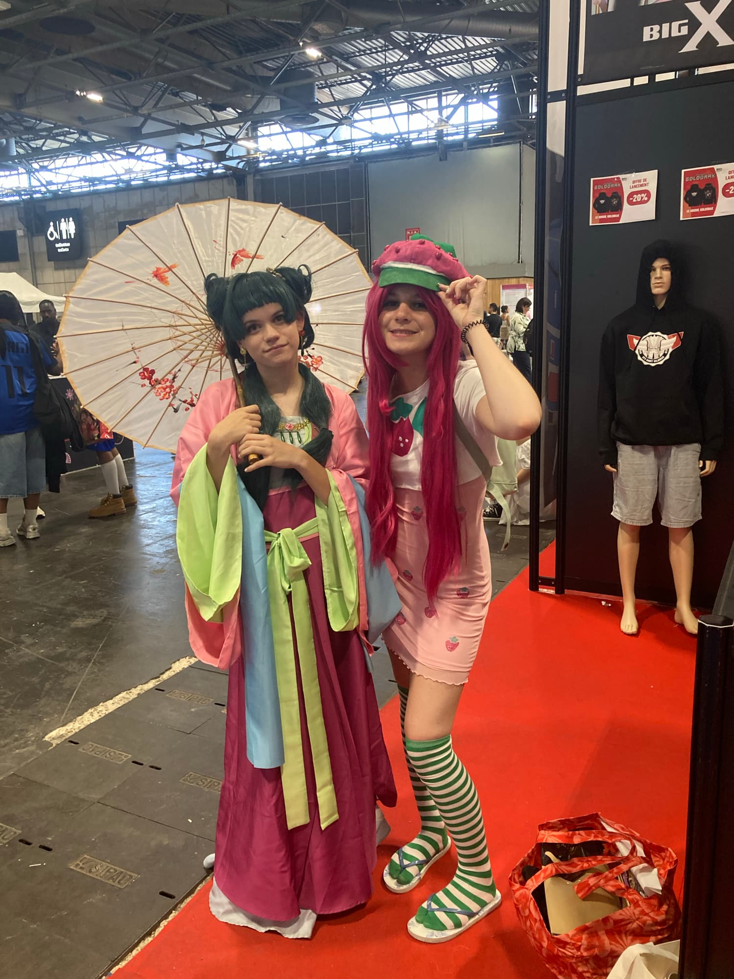 Conventions  - Photo 12