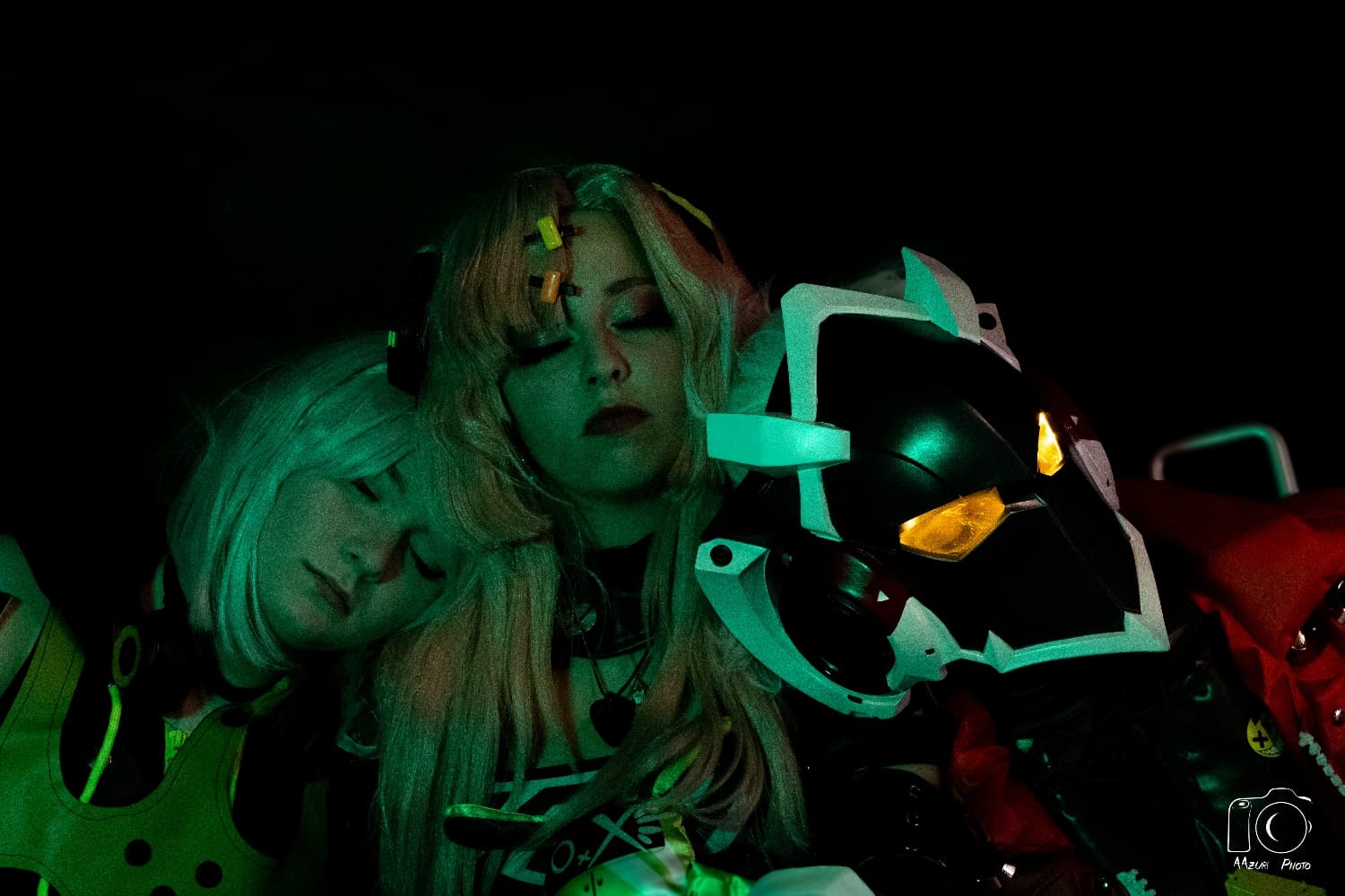 Anby, Nicole, Billy - Photo 2