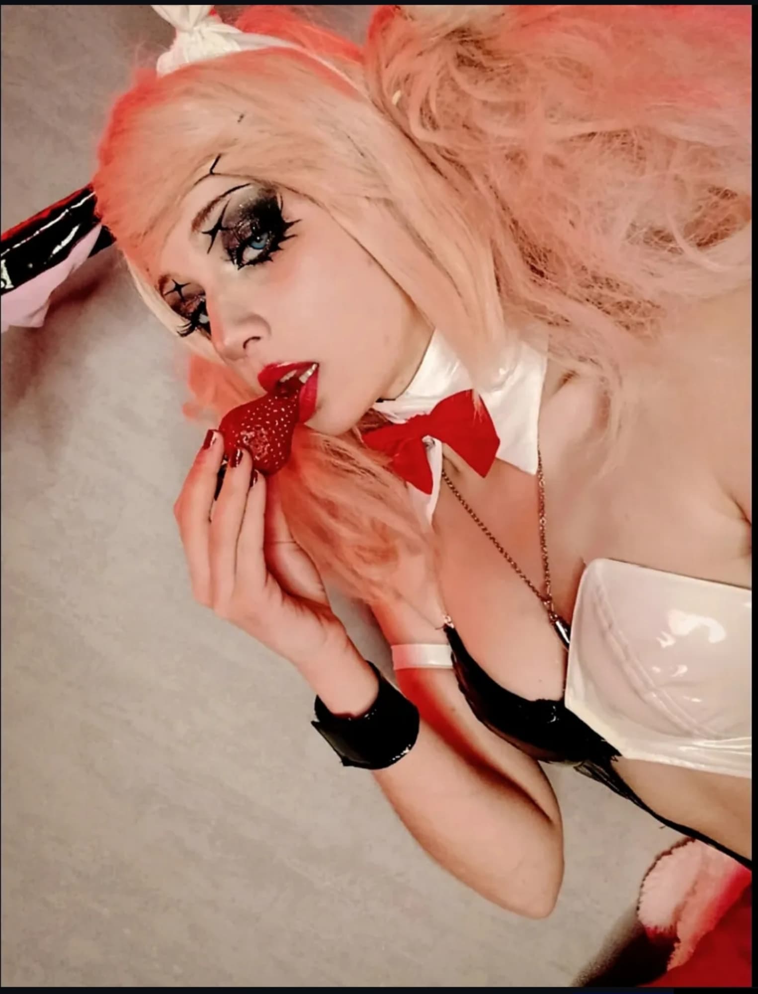 Bunny Junko Enoshima - Photo 1