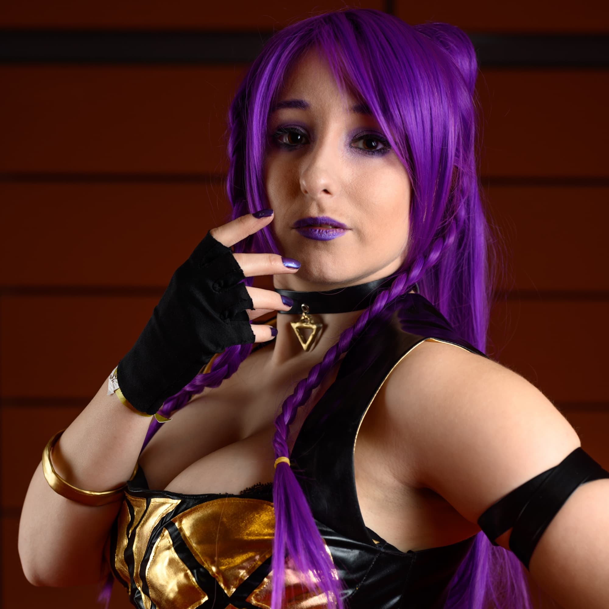 2019 02, Kai'Sa K/DA - Arcane cosplay photoshoot cover