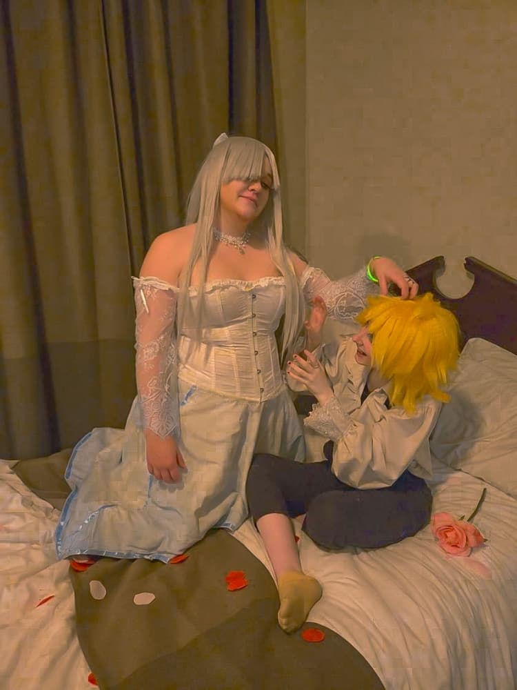 Romantic Melizabeth - Photo 23