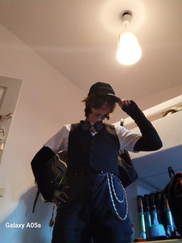 OC Lucia Woods - Photo 3