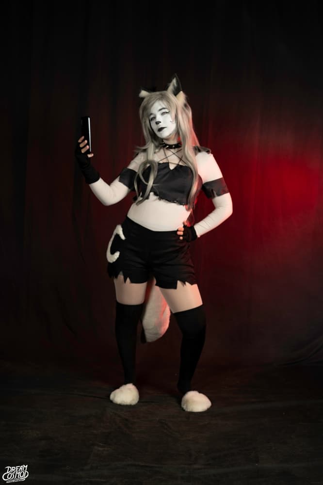 Loona Helluvaboss  - Photo 1