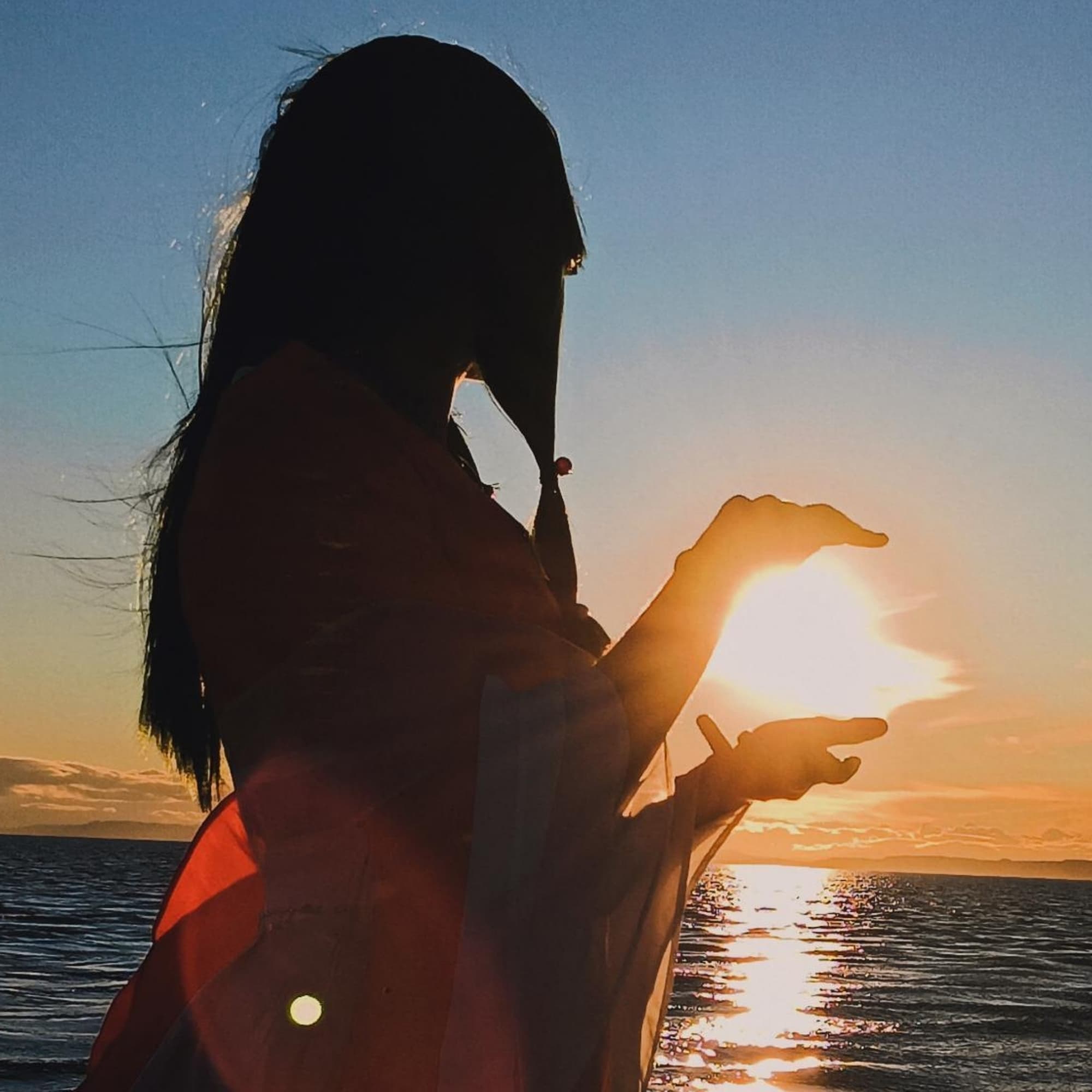 Maomao - The Apothecary Diaries cosplay photoshoot cover