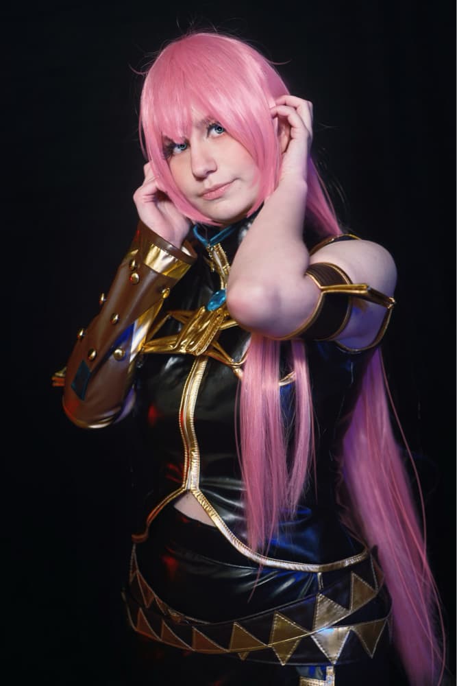 Luka Megurine V2 - Photo 2