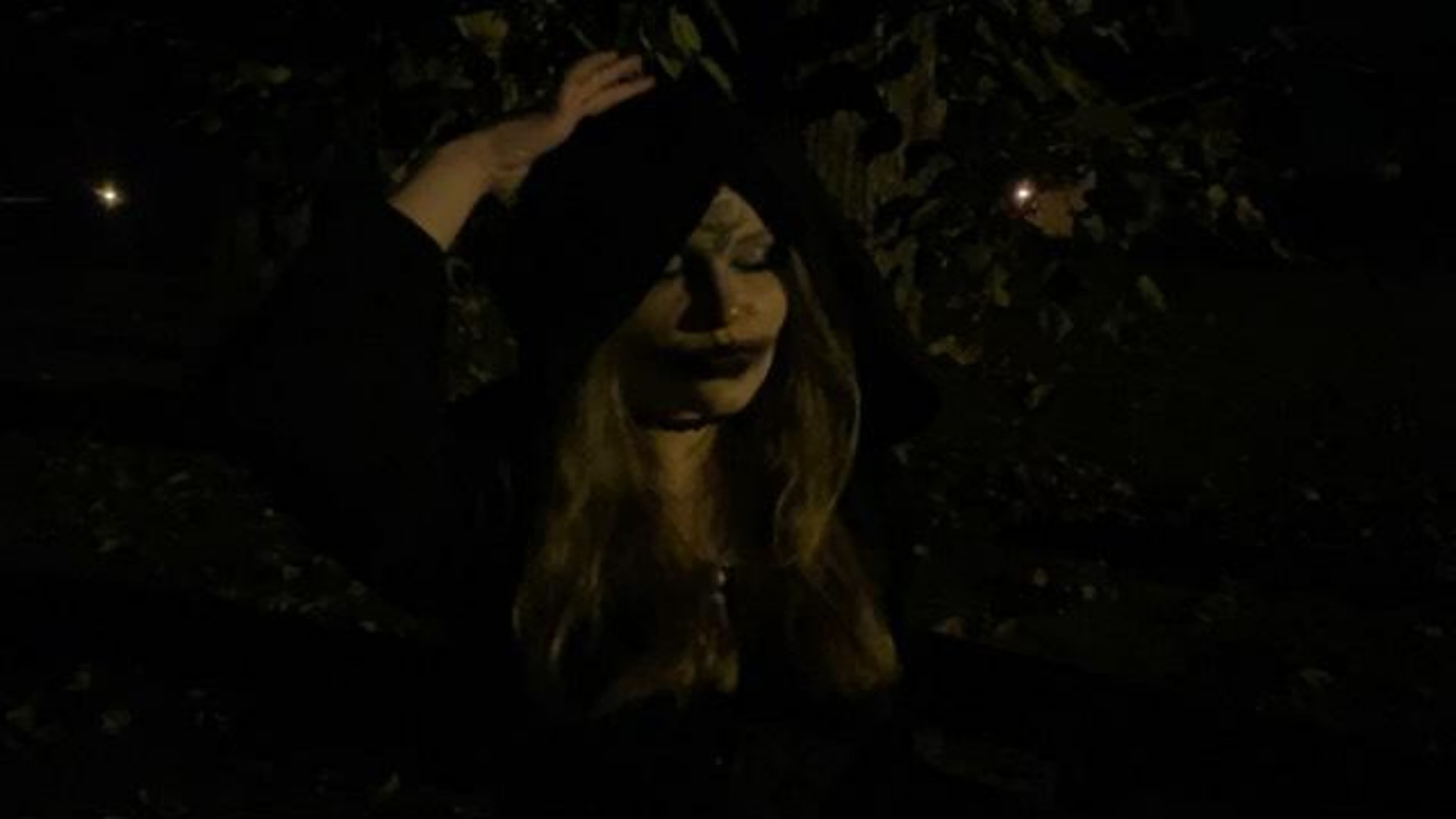 Bella Dimitrescu  - Photo 4