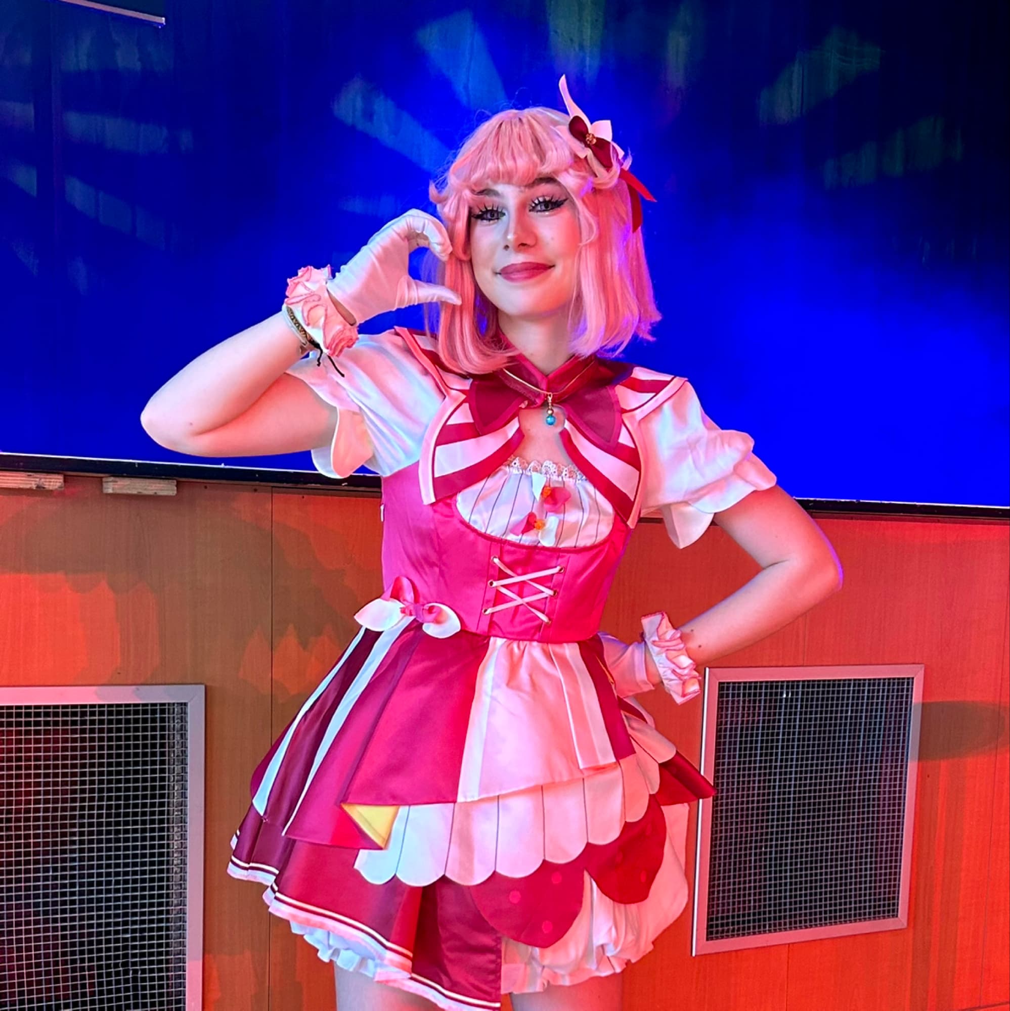 Emu otori  - Vocaloid cosplay photoshoot cover