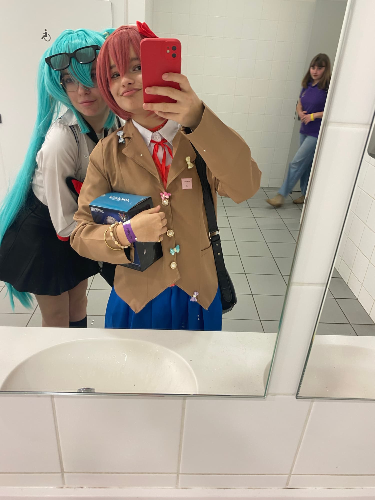 JAPAN NORTH CON - Photo 3