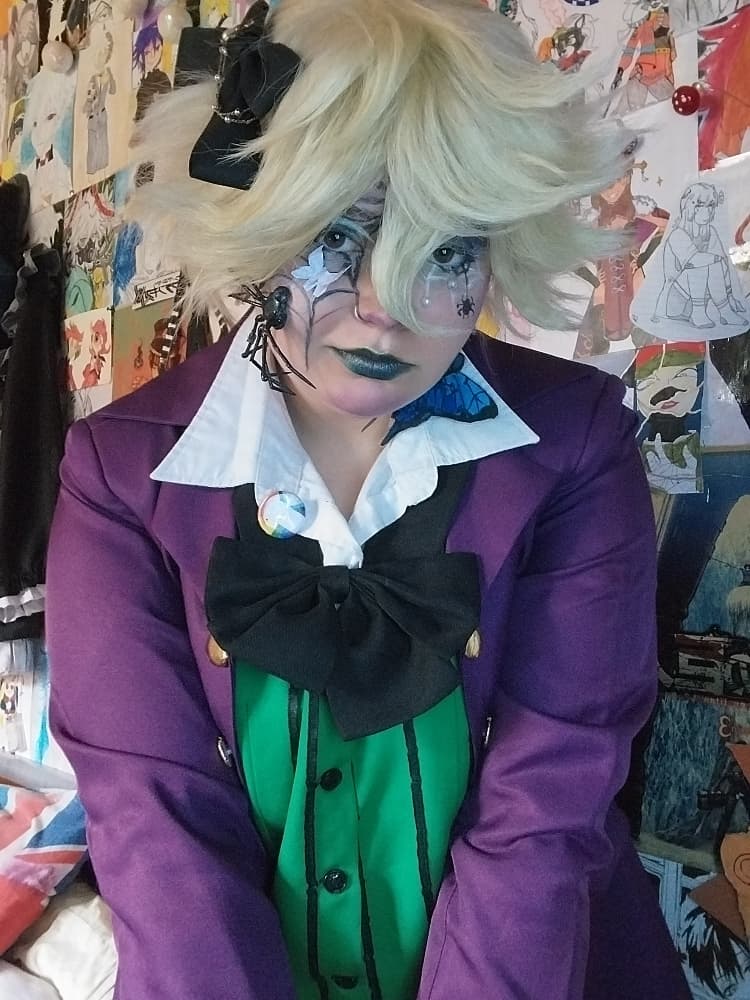 GlowupAlois - Photo 2
