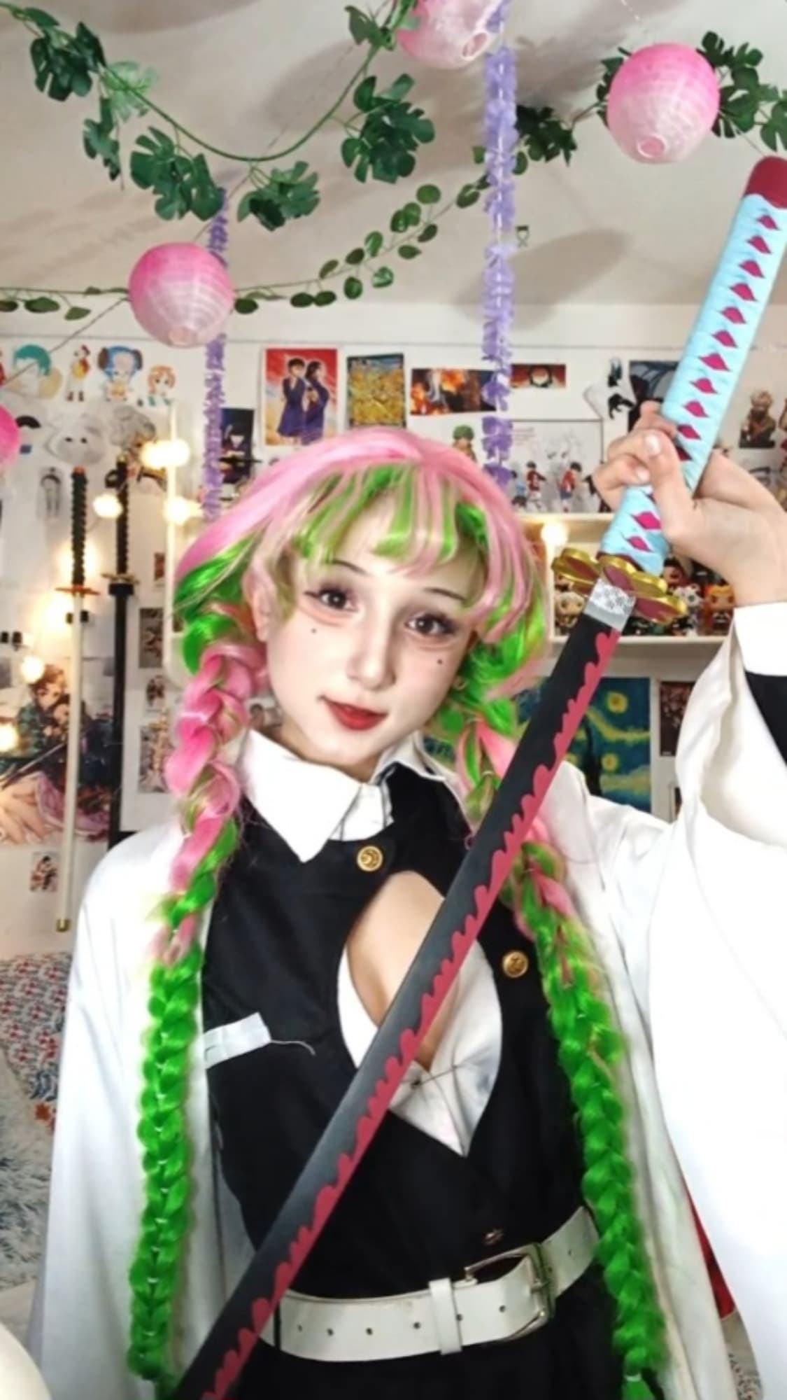 Mitsuri  - Photo 6