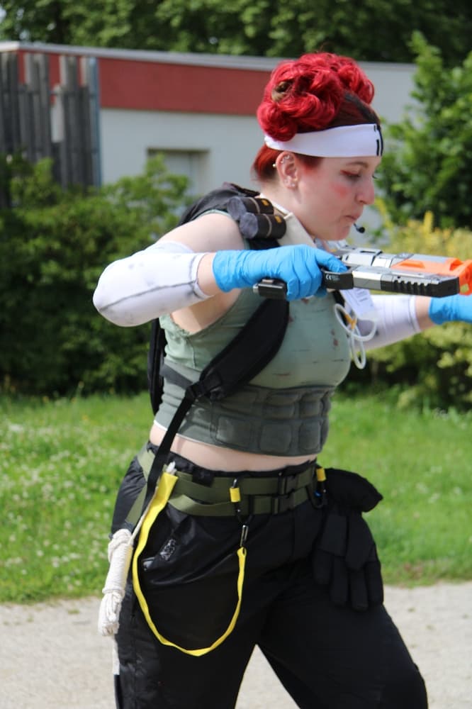 Lifeline (Apex) - Photo 7