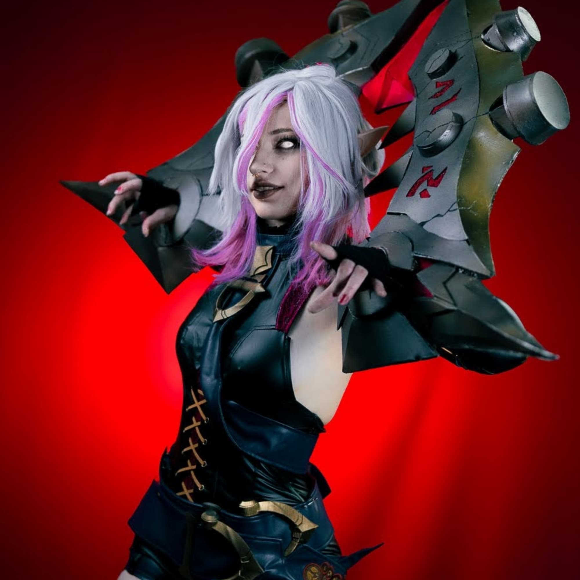 Mang'Azur 2025 - League of Legends cosplay photoshoot cover