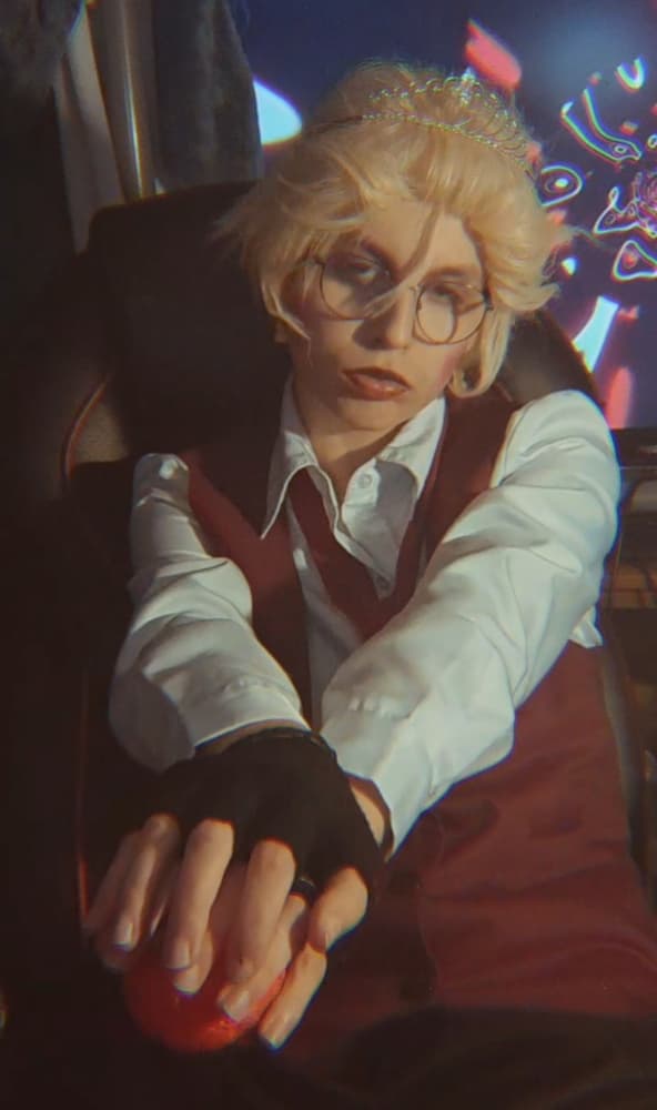 Lucifer morningstar  - Photo 3