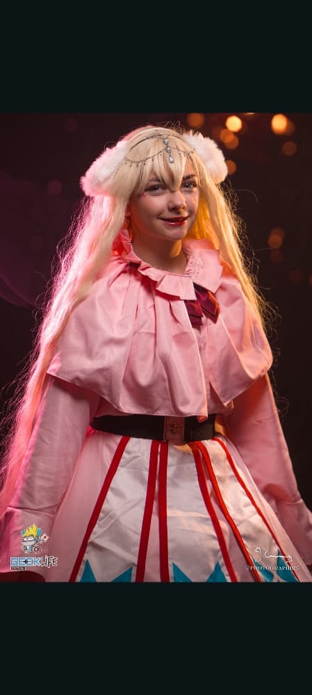 Mavis vermillion  - Photo 23