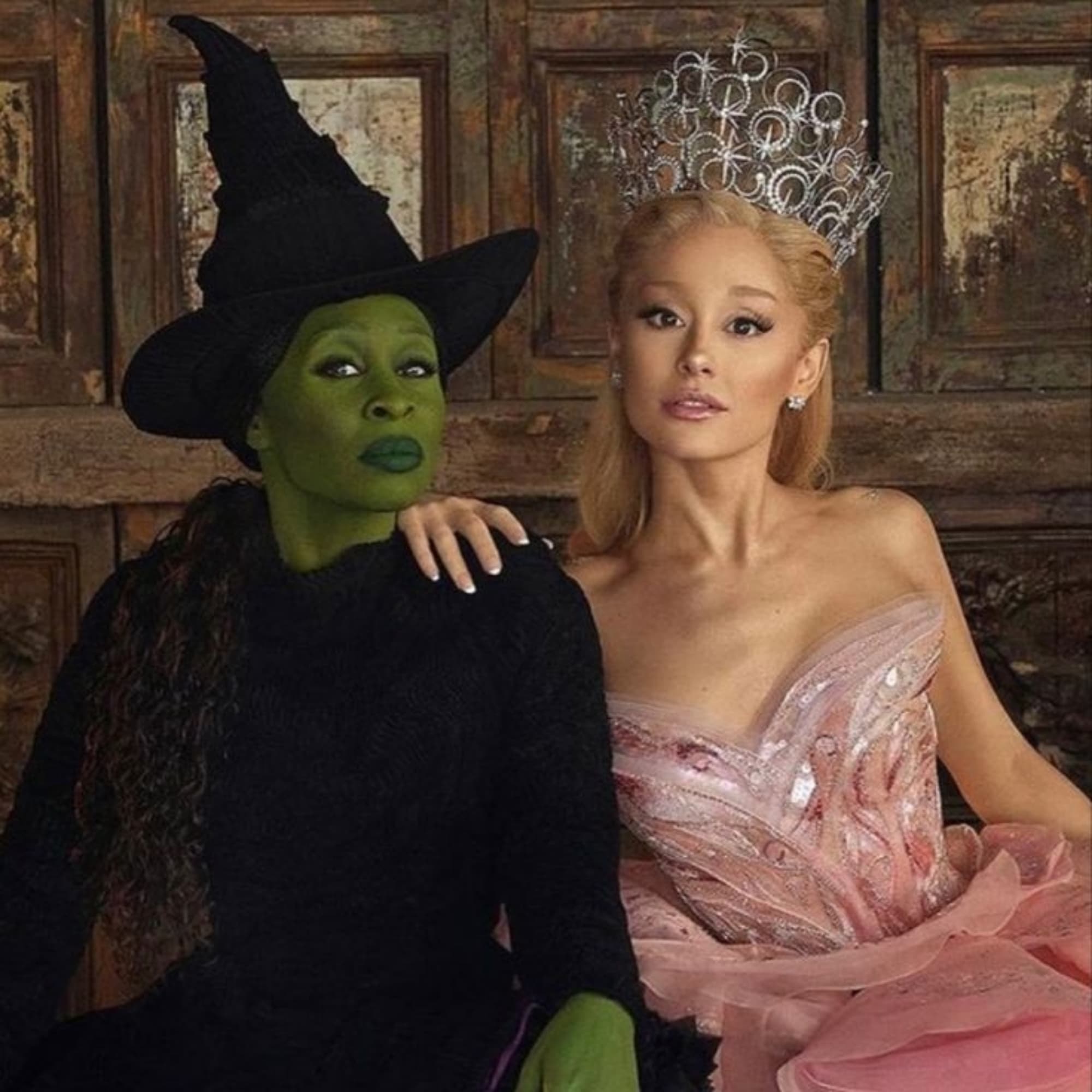 Elphaba & Glinda💚🩷