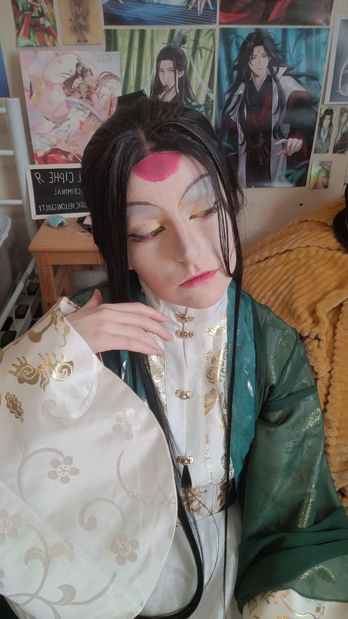 Doindulge makeup - Photo 10