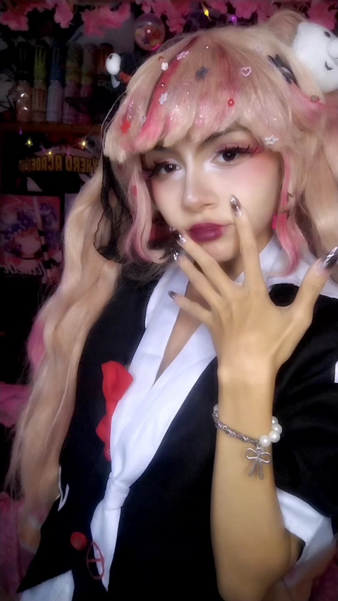 Junko Enoshima - Photo 2