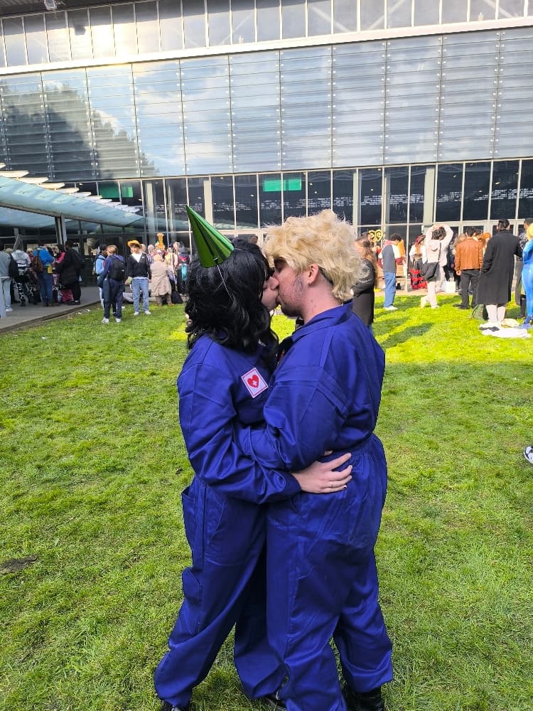 Mouthwashing PM - Photo 32