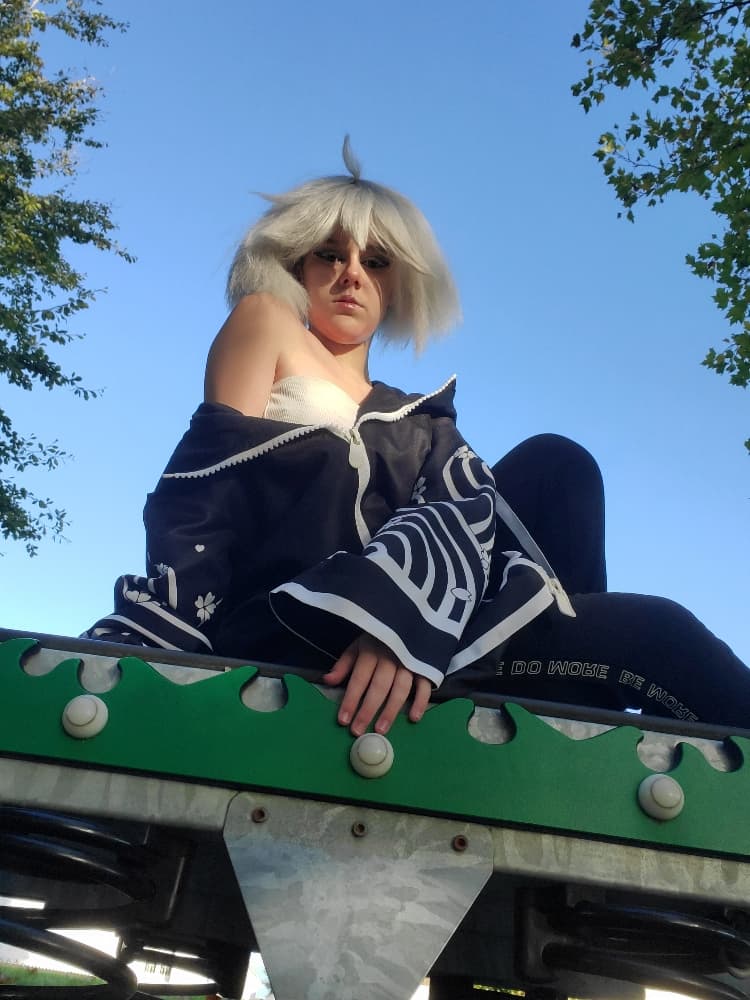 SenjuKawaragiOutside - Photo 1