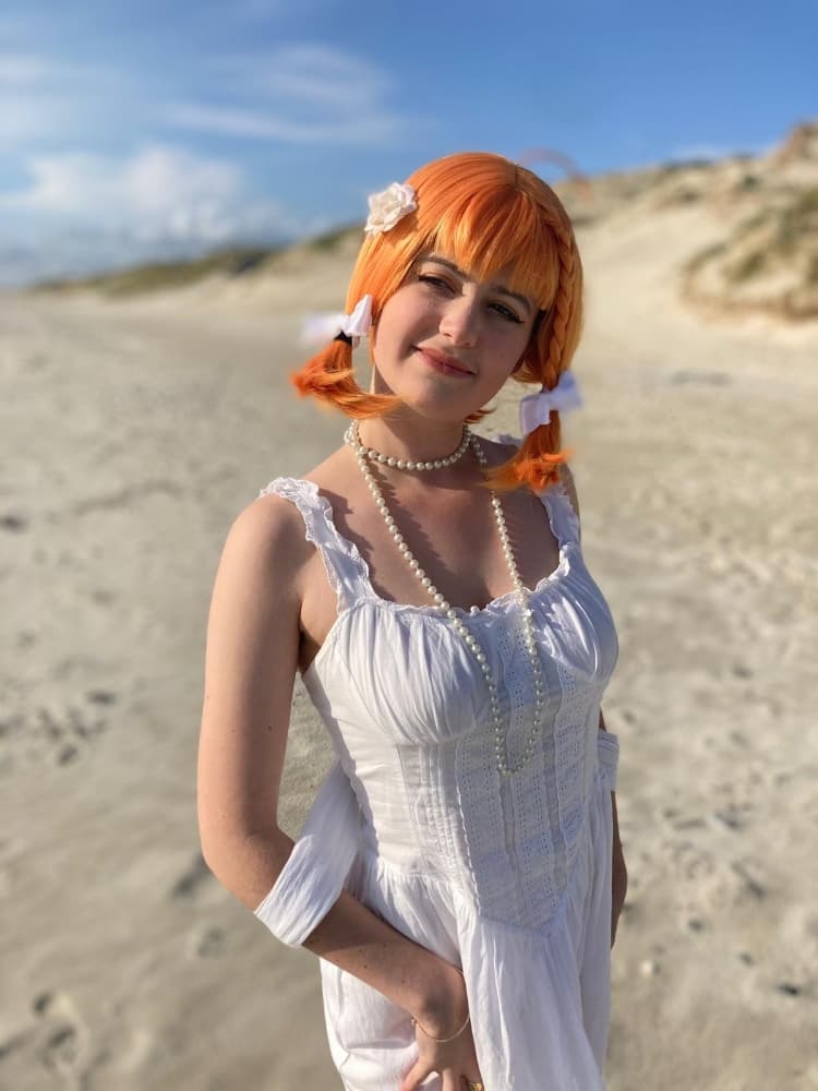 Chika white dress 2 - Photo 6