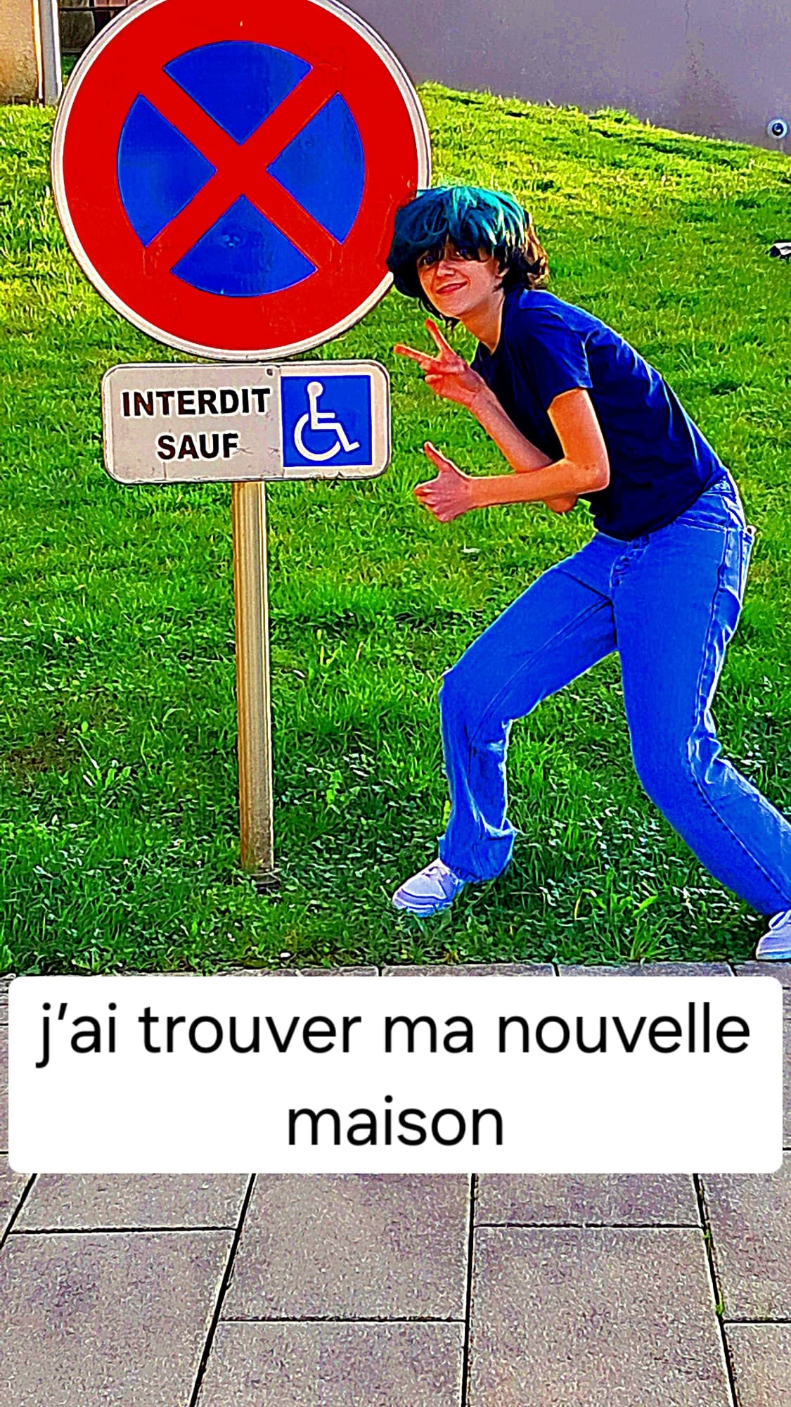 Izuku en tenu de vil - Photo 4