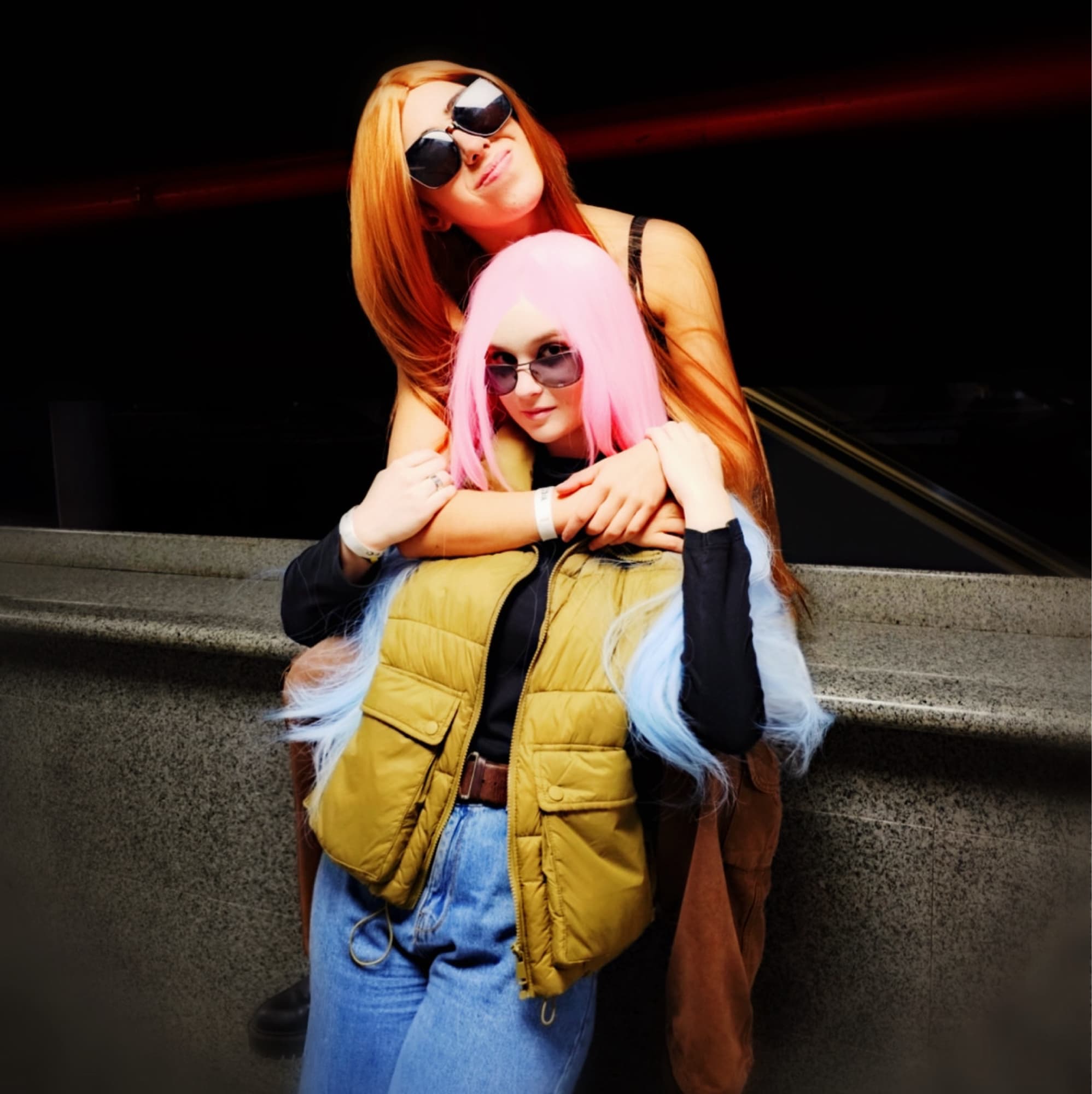 Hyuna & Mizi  - Alien Stage cosplay photoshoot cover