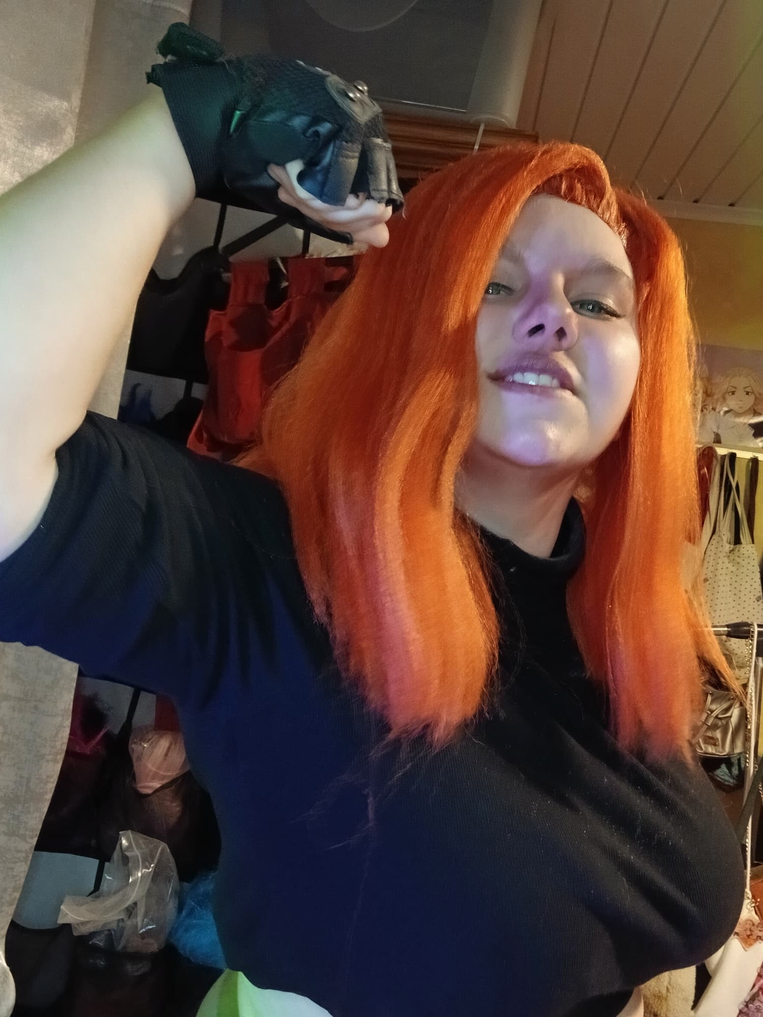 Kim at home - Photo 25