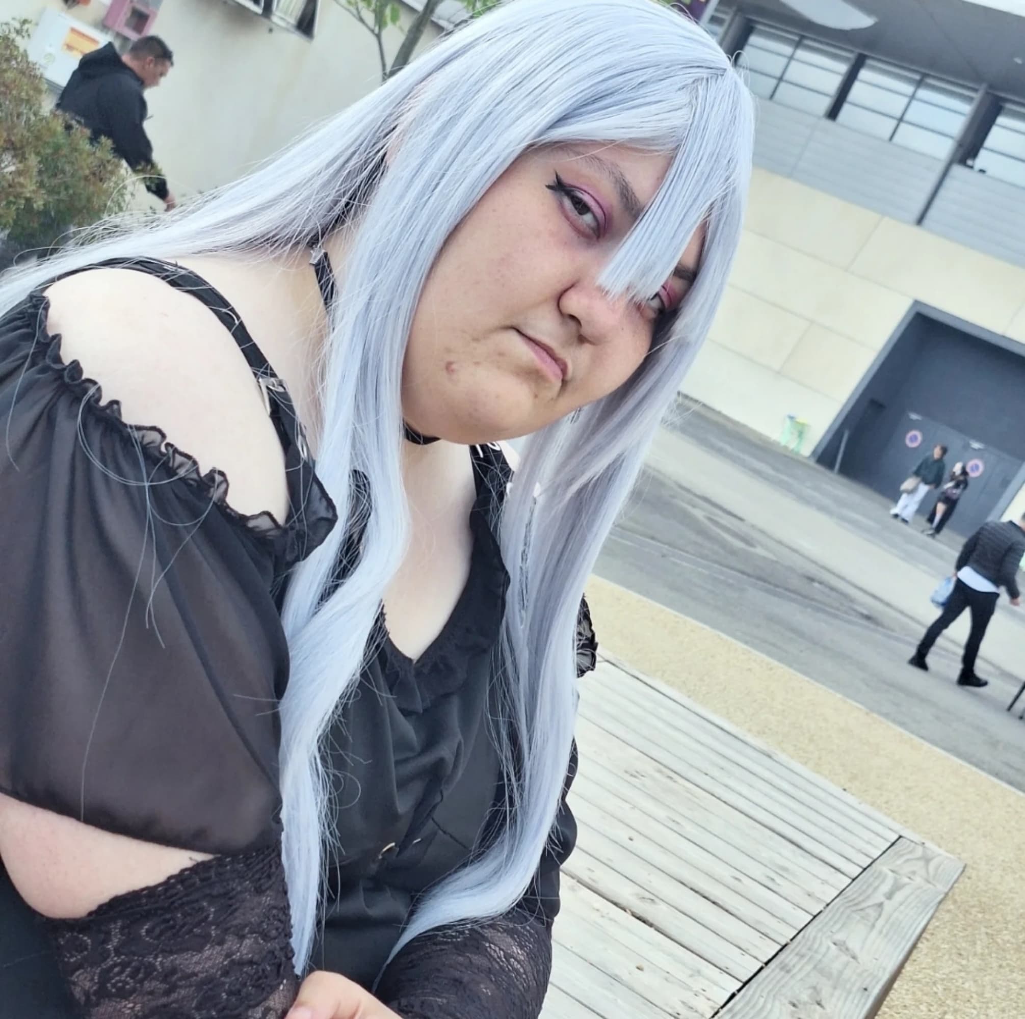 Kanade Yoisaki  - Photo 4