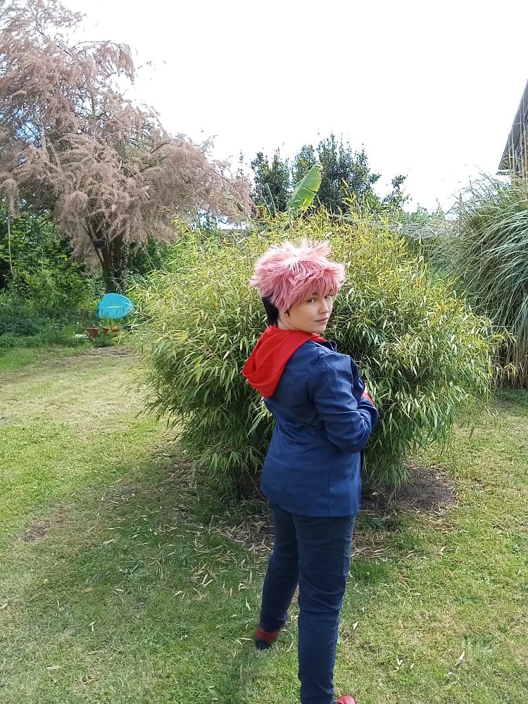 Yuji Itadori  - Photo 2