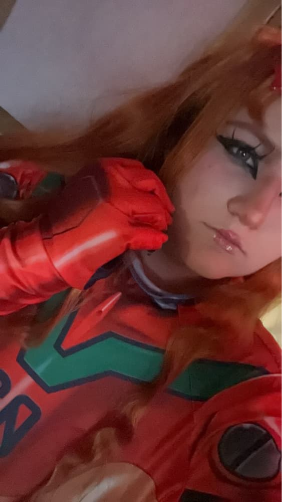 Asuka - Photo 1
