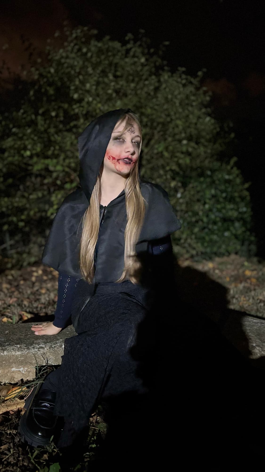 Bela Dimitrescu - Photo 14