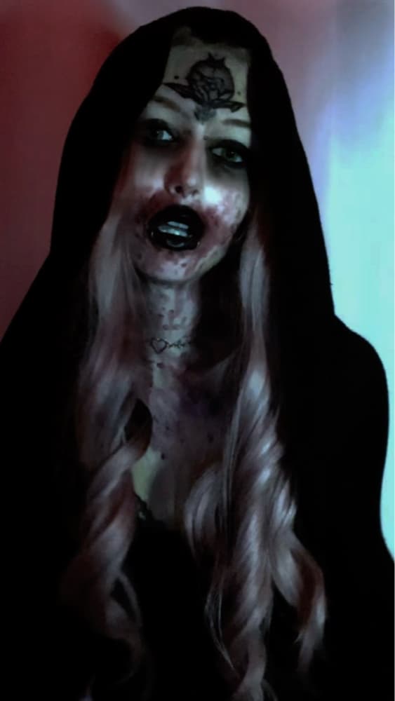 Bela Dimitrescu  - Photo 5