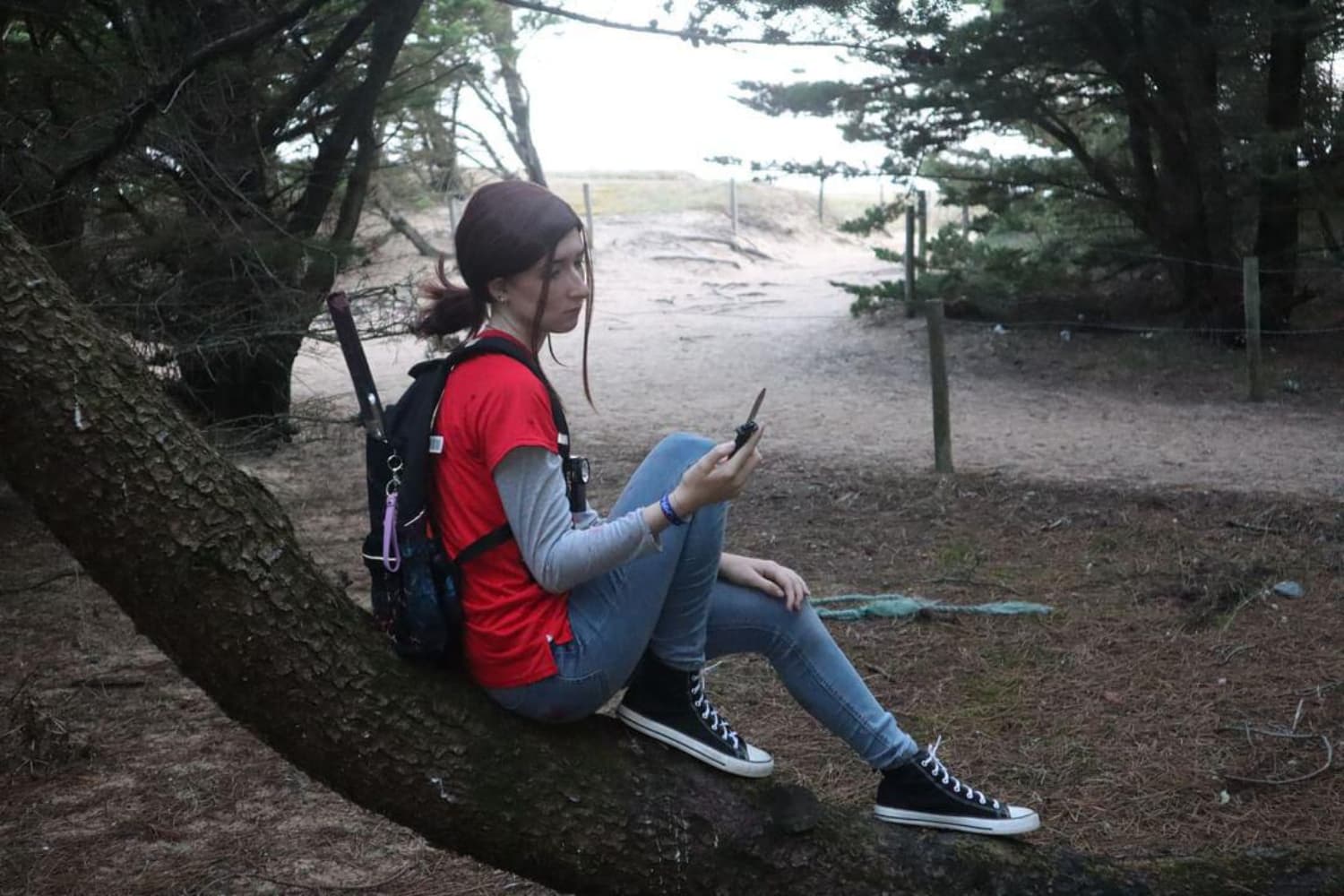 Ellie TLOU forest - Photo 11