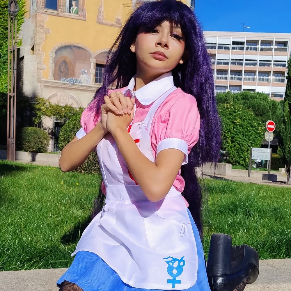 Mikan Tsumiki - Danganronpa cosplay photoshoot cover