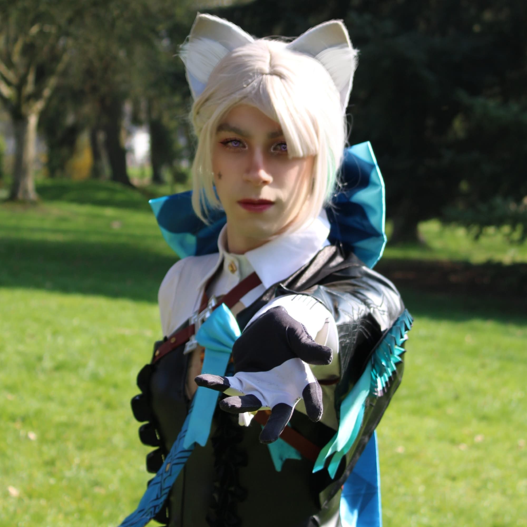 Lynette - Genshin Impact cosplay photoshoot cover