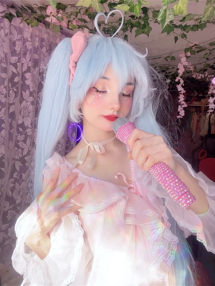 Miku Carpenter  - Photo 1