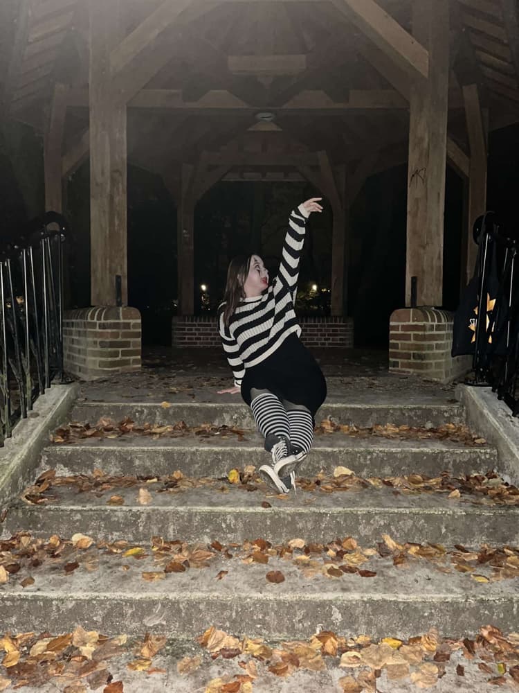 Laughing Jill - Photo 9