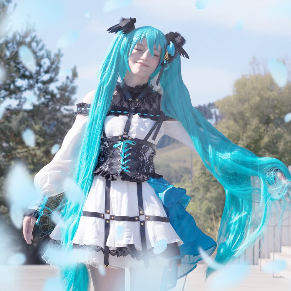 Miku Chika 09/24 - Photo 5